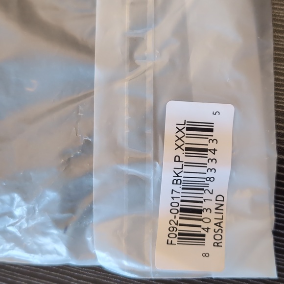 Frederick’s of Hollywood Rosalind Satin & Lace Underwire Teddy Black NWT - Picture 8 of 10